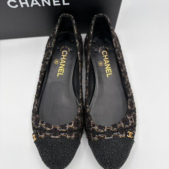 Chanel Tweed Black Gold CC Cap Toe Ballet Flats 38 US 7.5 Box COA Auth Ballerina - Picture 3 of 12